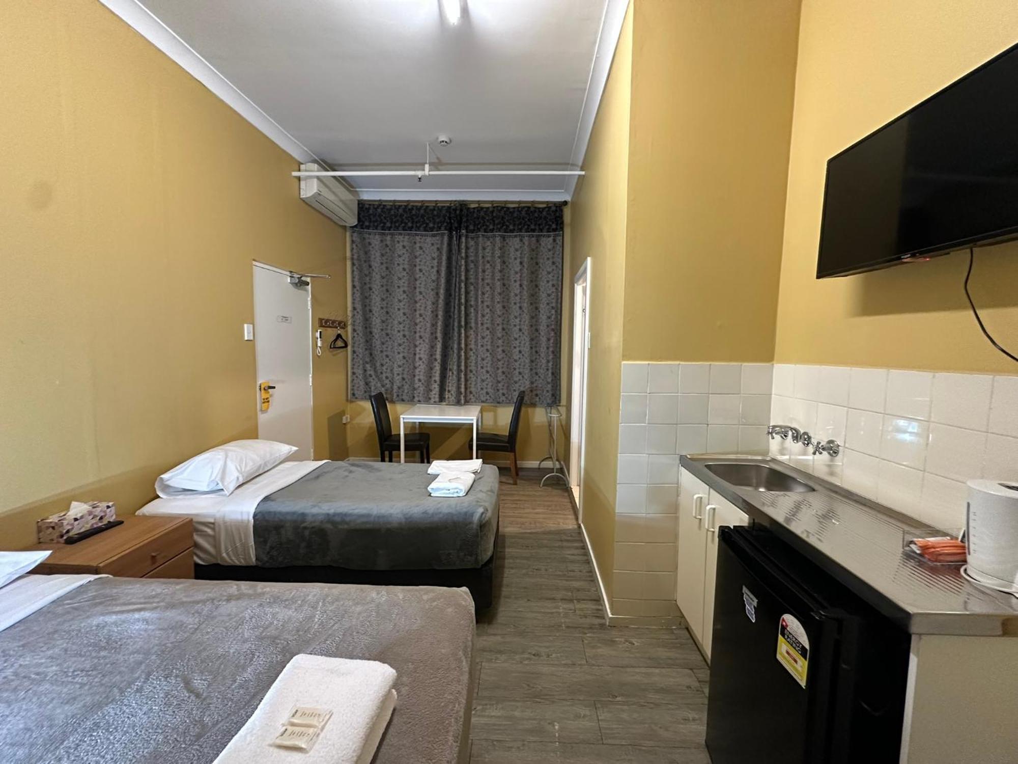Private Hotel 2*